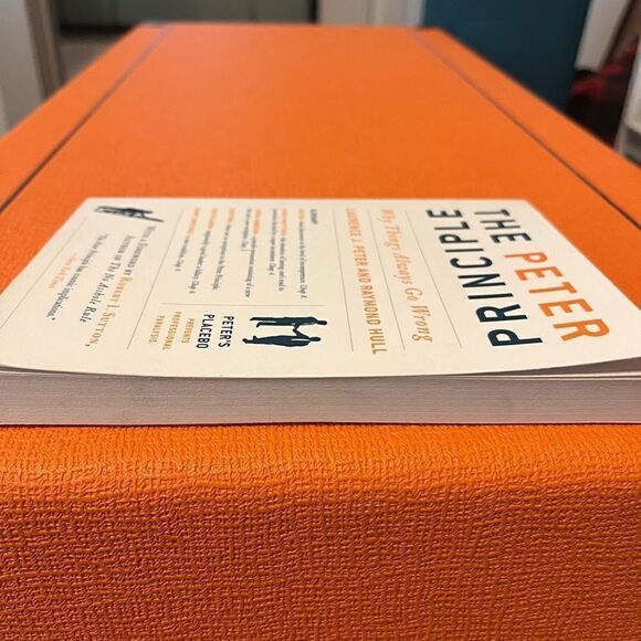 Self Help Book. The Peter Principle Book. By LAURENCE J. PETER - Picture 4 of 5